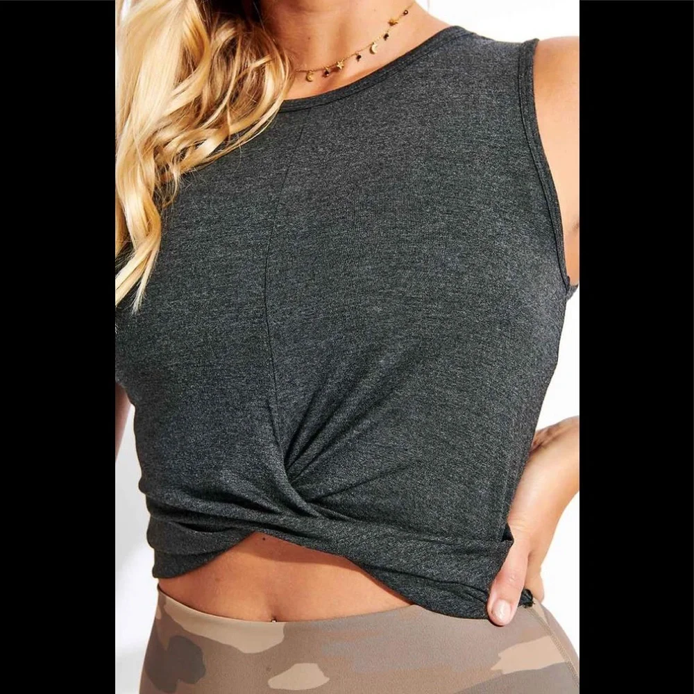 Alo Yoga in Anthracite Heather Top